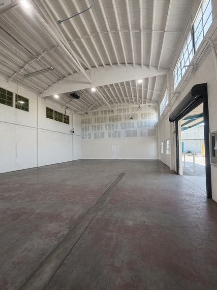 2217 Revere Ave, San Francisco, CA à louer - Photo du bâtiment - Image 2 de 3