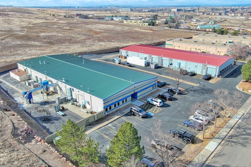Two Industrial Asset Sale portfolio of 3 properties for sale on LoopNet.ca - Building Photo - Image 2 of 35