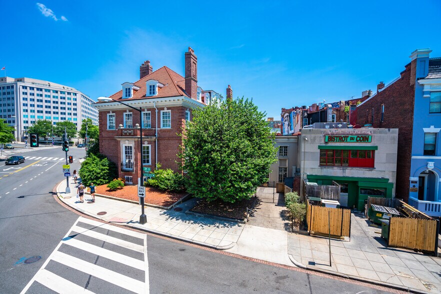 2040 S St NW, Washington, DC à vendre - Photo du bâtiment - Image 3 de 63