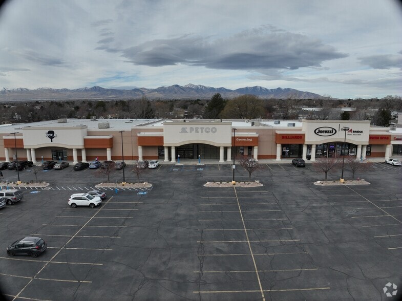 7000 S Redwood Rd, West Jordan, UT for lease - Matterport Community - Image 2 of 11