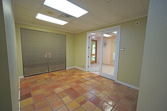 16410 Blanco Rd, San Antonio, TX à vendre Photo intérieure- Image 2 de 3