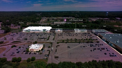 125 Church St, Pembroke, MA à louer Photo intérieure- Image 2 de 12