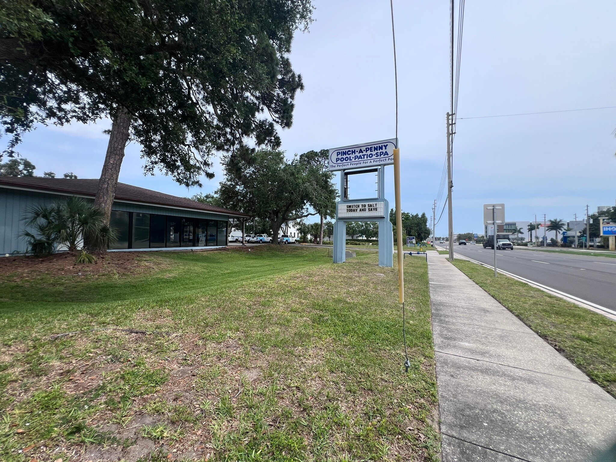 4102 34th St S, Saint Petersburg, FL for lease Interior Photo- Image 1 of 3