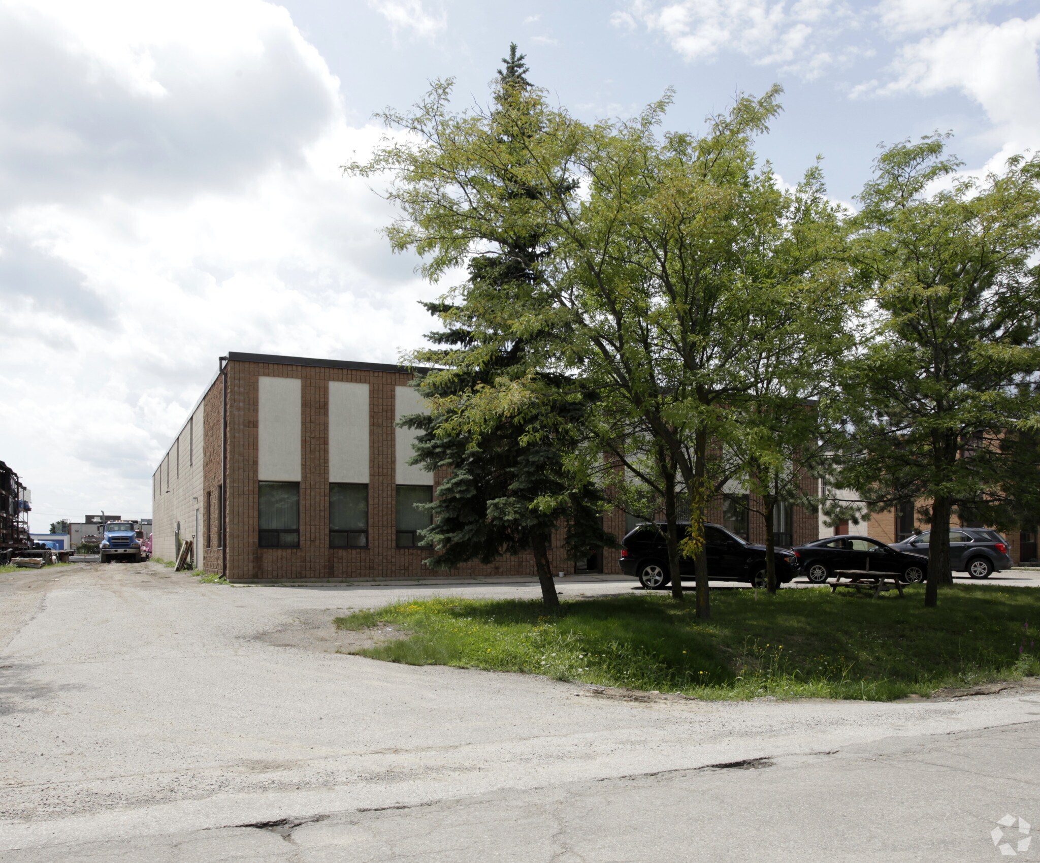 560 Piercey Rd, Caledon, ON for sale Primary Photo- Image 1 of 1