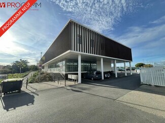 Plus de détails pour Commerce de détail à vendre