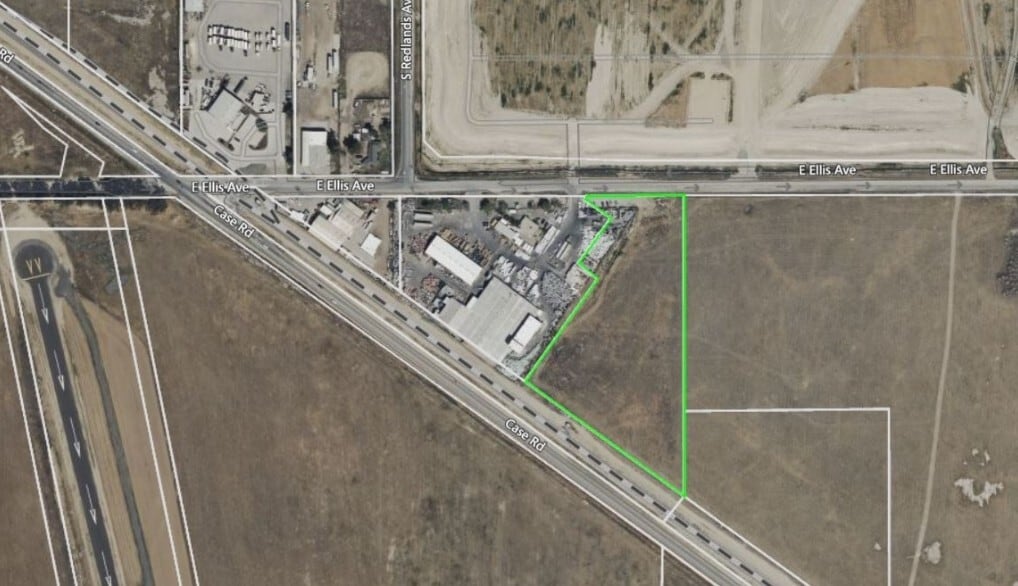 SEQ E. Ellis Ave. & Case Rd., Perris, CA à vendre Photo du bâtiment- Image 1 de 3