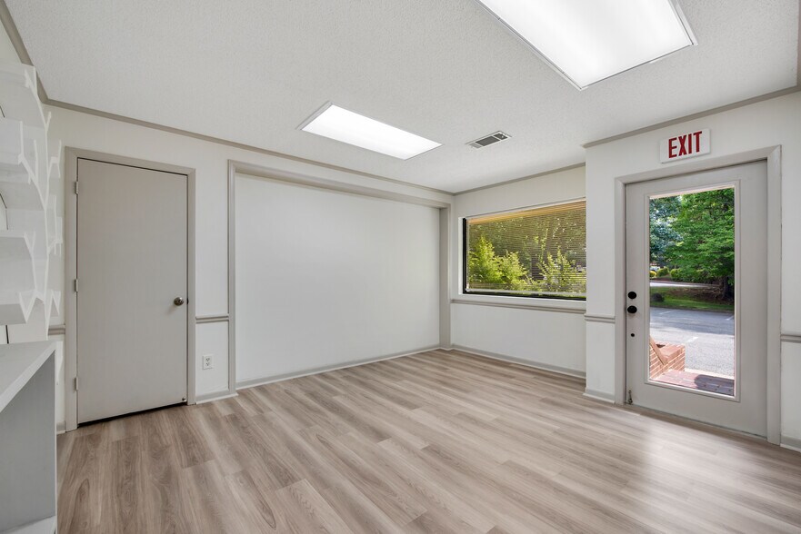 11205 Alpharetta Hwy, Roswell, GA à vendre - Photo intérieure - Image 3 de 37