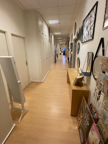 Bureau dans La Celle-Saint-Cloud à vendre - Photo du bâtiment - Image 1 de 23