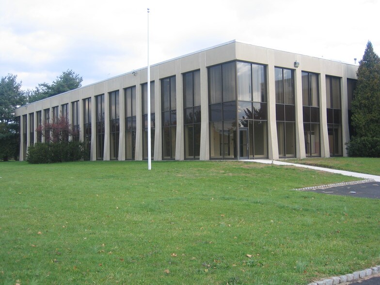 239 Old New Brunswick Rd, Piscataway, NJ à louer - Photo du bâtiment - Image 2 de 4