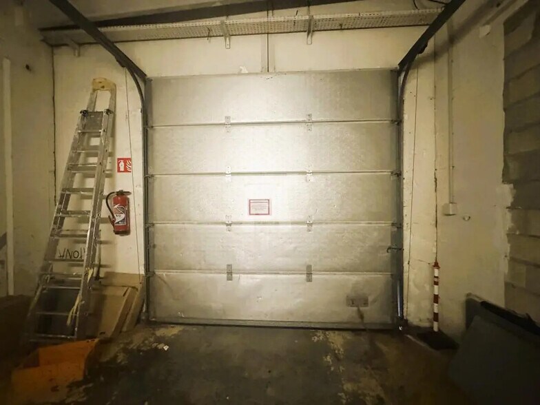 Bureau dans Évry-Courcouronnes à louer - Photo intérieure - Image 3 de 9