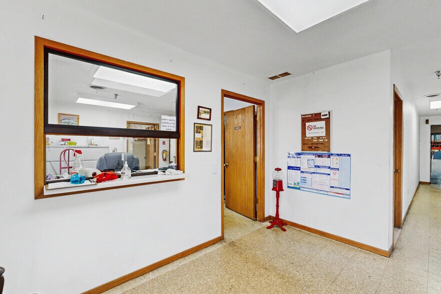 777 Weaver Blvd, Wapello, IA à vendre - Photo du bâtiment - Image 3 de 21