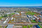 535 W Main St, Molalla OR - Warehouse