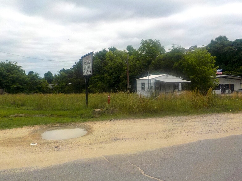 8361 Columbus rd, Lizella, GA for sale - Building Photo - Image 1 of 5