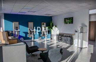 Plus de détails pour Zac Saint Estève, Roquevaire - Commerce de détail à louer