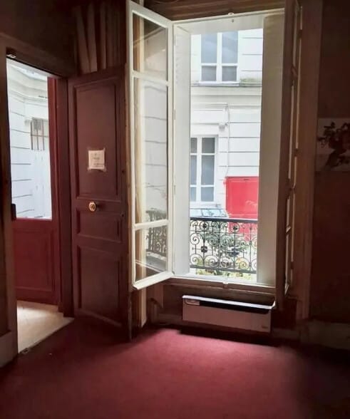 Office in Paris for sale - Building Photo - Image 3 of 5