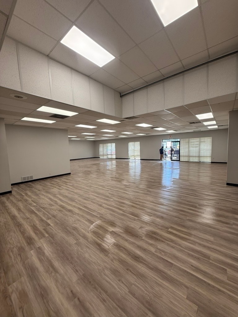 805 Secretary Dr, Arlington, TX for lease Interior Photo- Image 1 of 3