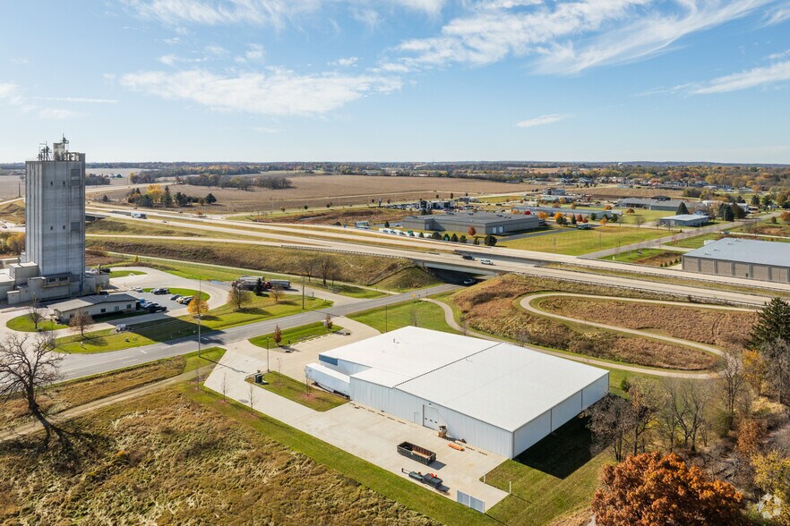 1400 E High St, Milton, WI à vendre - Photo du bâtiment - Image 3 de 20