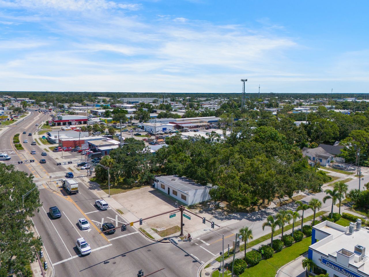 1000 N Washington Blvd, Sarasota, FL à vendre Photo du bâtiment- Image 1 de 12