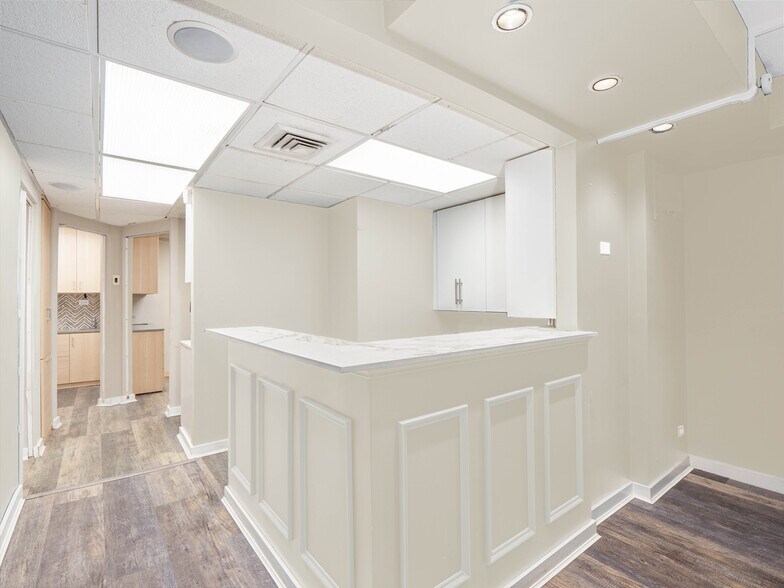 185 E 85th St, New York, NY à louer - Photo intérieure - Image 2 de 7