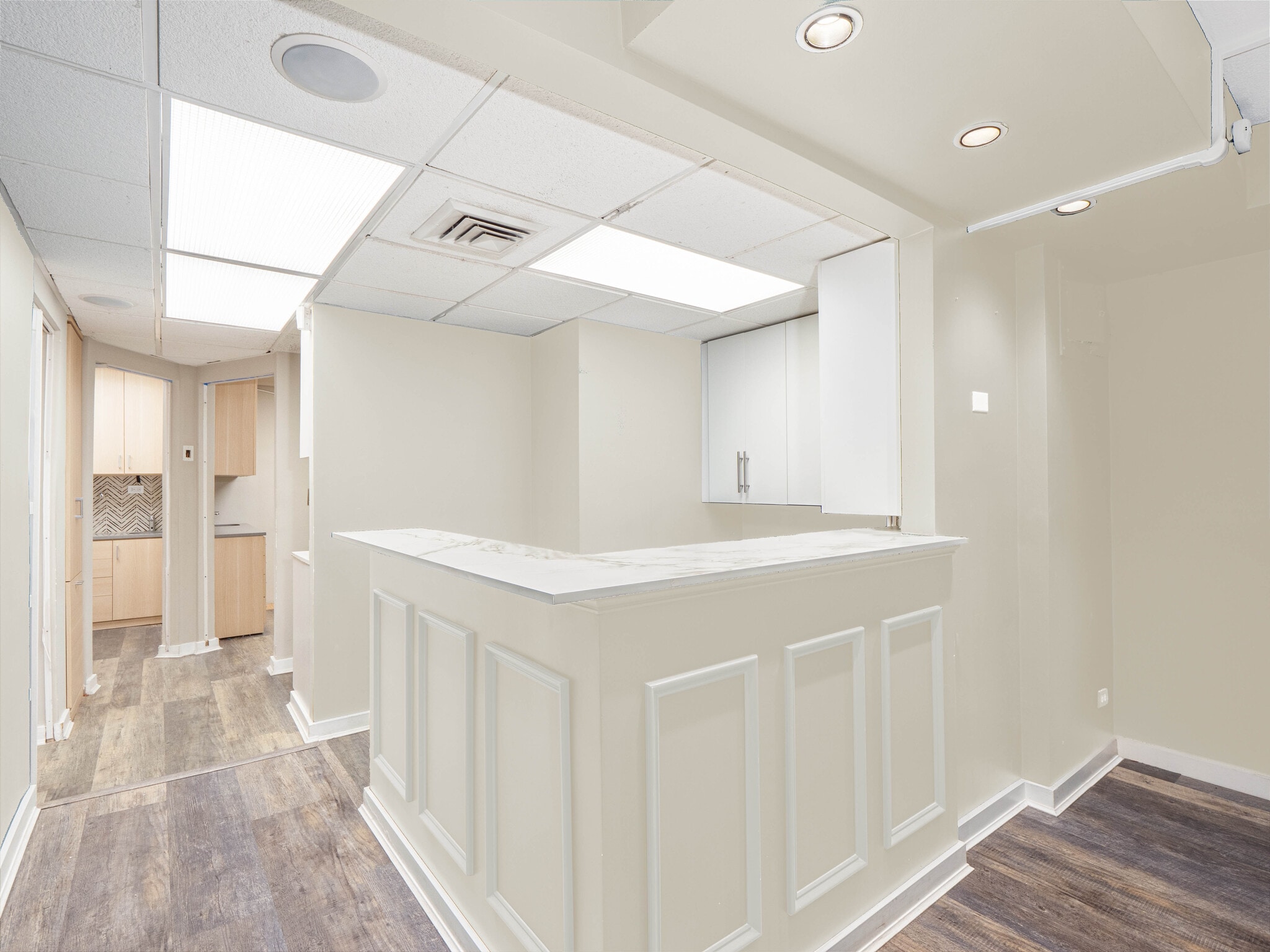 185 E 85th St, New York, NY for lease Interior Photo- Image 1 of 4