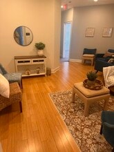 10 S Clinton St, Doylestown, PA for lease Interior Photo- Image 2 of 11