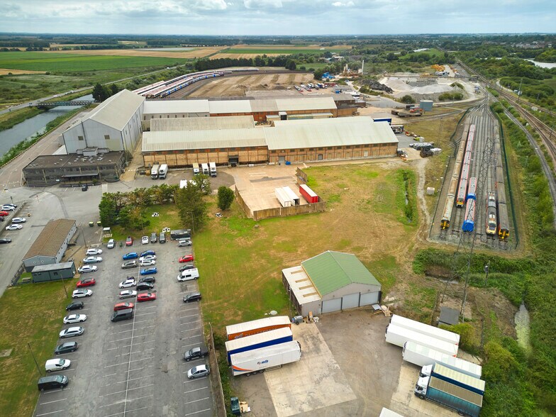 Queen Adelaide Way, Ely à louer - Aérien - Image 3 de 6