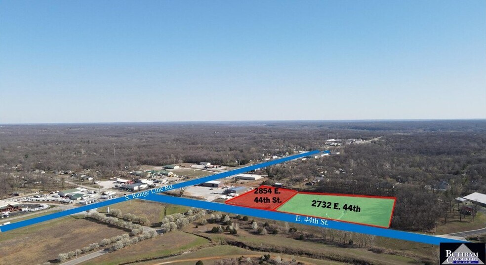 Portfolio of 2 Land Lots at East 44th St portefeuille de 2 propriétés à vendre sur LoopNet.ca - Photo du bâtiment - Image 3 de 4