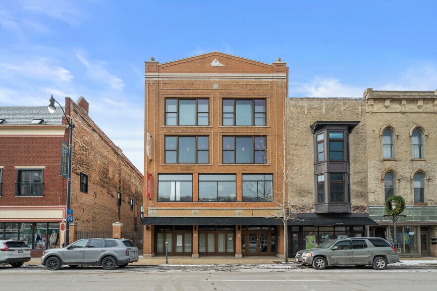 410 Main St, Racine, WI à vendre - Photo du bâtiment - Image 2 de 62