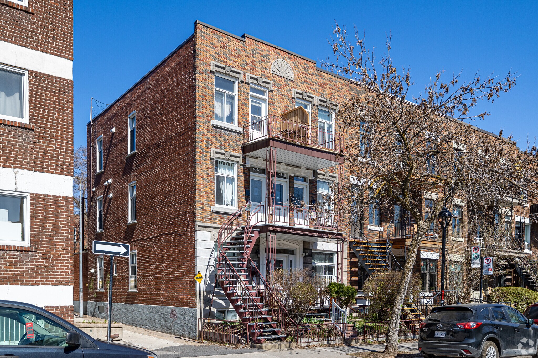 4855 Rue Parthenais, Montréal, QC à vendre Photo du bâtiment- Image 1 de 1