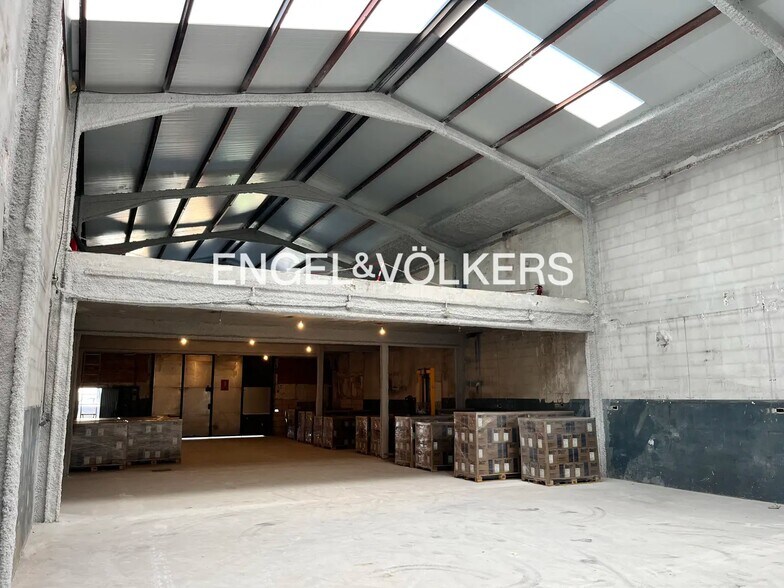 Industriel dans La Llagosta, Barcelona à vendre - Photo intérieure - Image 2 de 3