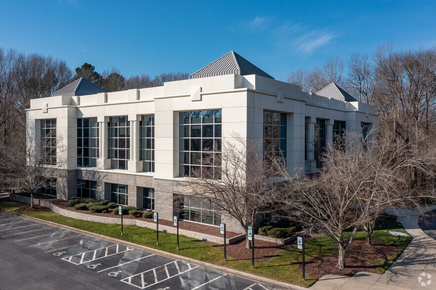 2505 Meridian Pky, Durham, NC for lease - Primary Photo - Image 1 of 9