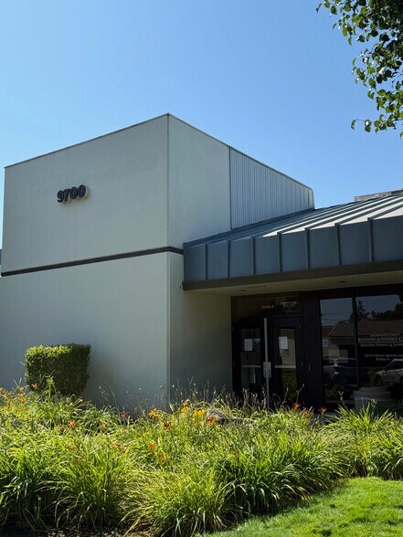 9700 Goethe Rd, Sacramento, CA for lease - Building Photo - Image 2 of 3