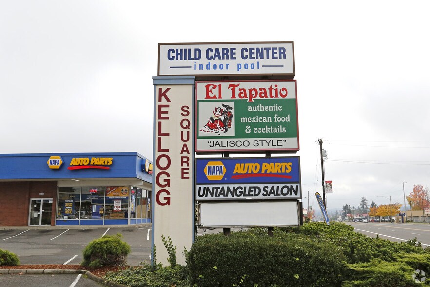 15224 SE McLoughlin Blvd, Clackamas, OR à louer - Photo du bâtiment - Image 2 de 5