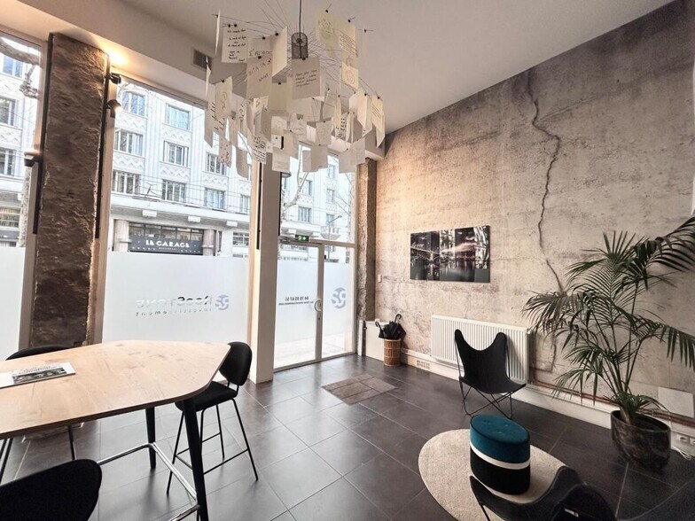 74 Avenue Maréchal De Saxe, Lyon for lease - Interior Photo - Image 1 of 18