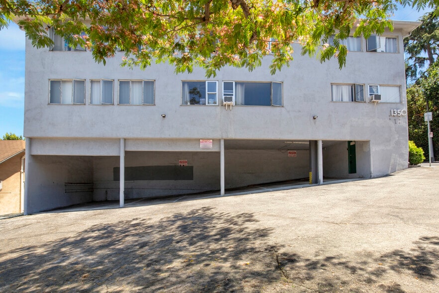 1350 Edgecliffe Dr, Los Angeles, CA for sale - Building Photo - Image 2 of 19