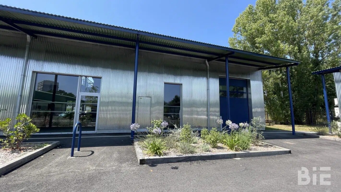 Flex in Le Bouscat for sale Building Photo- Image 1 of 4