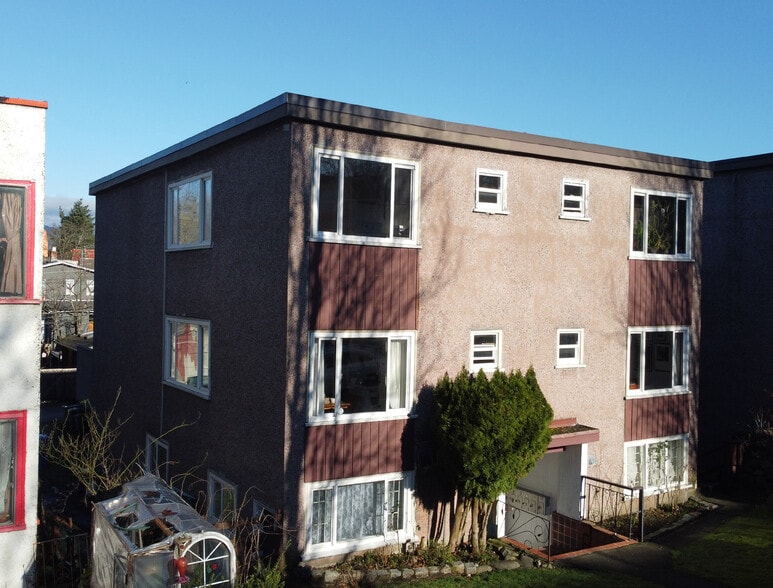 1775 Adanac St, Vancouver, BC for sale - Building Photo - Image 1 of 16