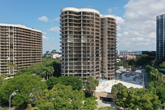 Plus de détails pour 2843 S Bayshore Dr, Miami, FL - Multi-résidentiel à vendre