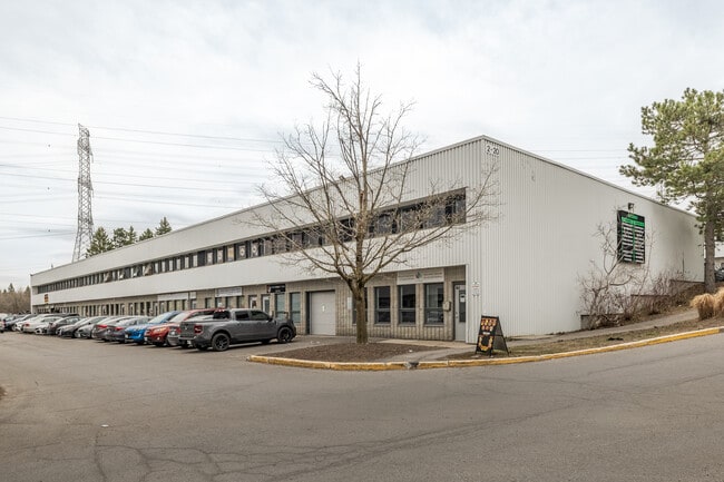 More details for 2285 St Laurent Blvd, Ottawa, ON - Office for Sale