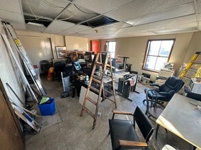 760 Main St, Waltham, MA for lease Interior Photo- Image 2 of 5