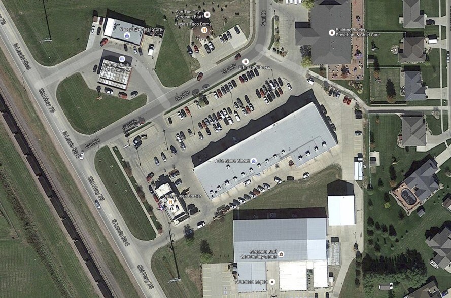 110-152 Gaul Dr, Sergeant Bluff, IA à louer - Photo du bâtiment - Image 2 de 7