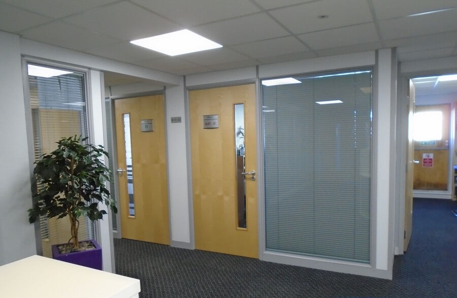 26 Front St, Durham for lease - Interior Photo - Image 1 of 6