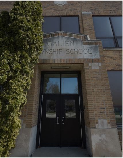 122 Southeastern Ave, Galien, MI for sale Primary Photo- Image 1 of 12