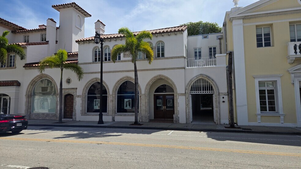 239 S County Rd, Palm Beach, FL à louer - Photo du bâtiment - Image 3 de 13