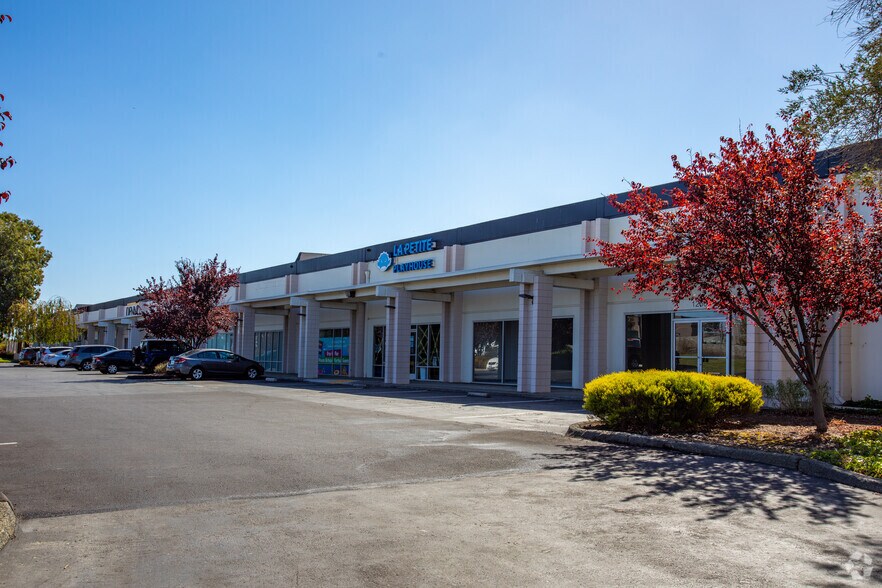 1260-1290 Oddstad Dr, Redwood City, CA à louer - Photo du bâtiment - Image 3 de 4