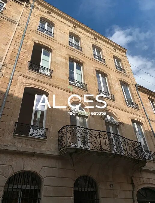 Office in Bordeaux for lease Building Photo- Image 1 of 6