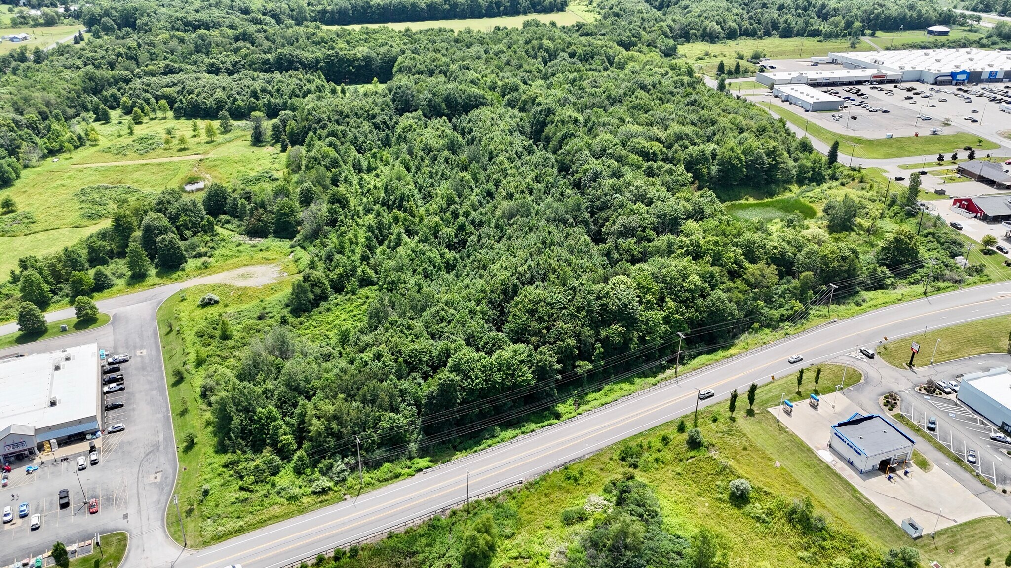Route 6N, Edinboro, PA à vendre Photo principale- Image 1 de 17