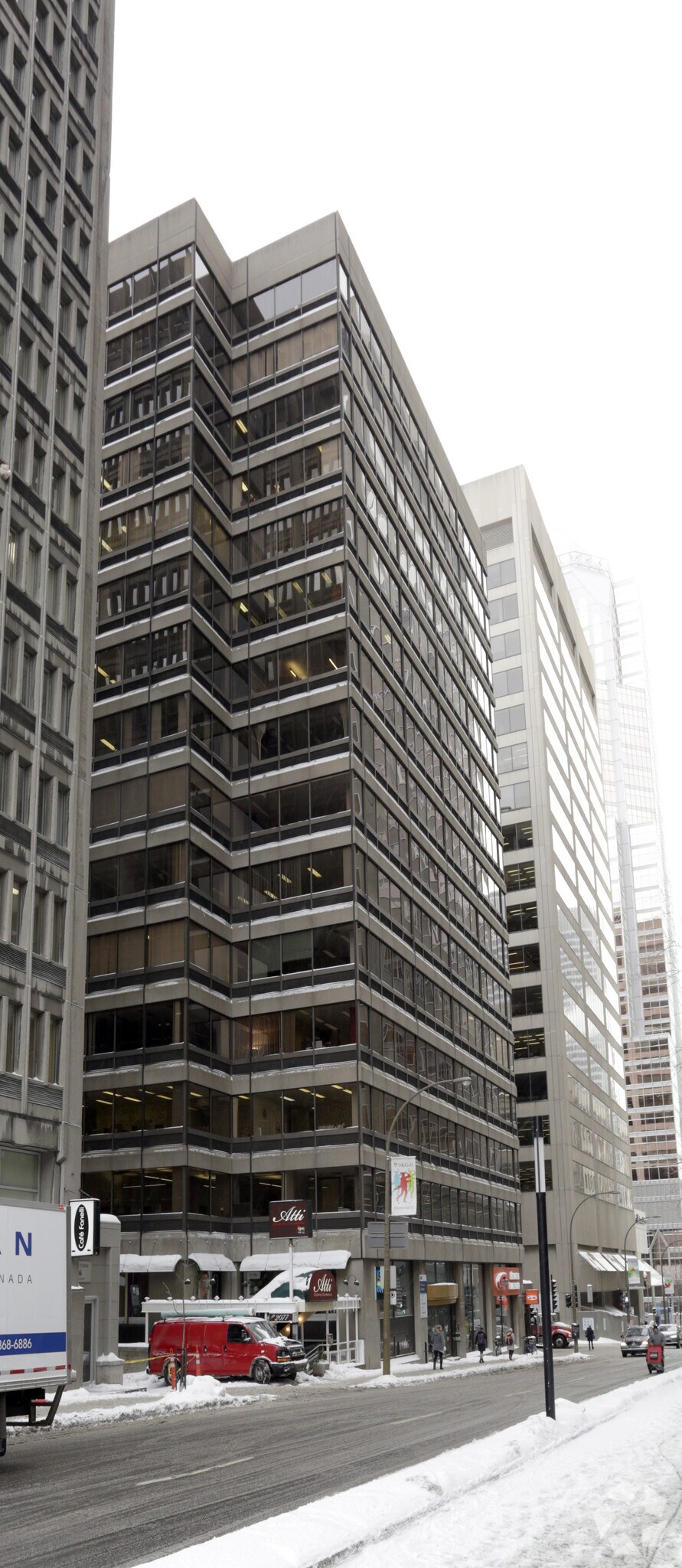 2075-2077 Boul Robert-Bourassa, Montréal, QC for sale Building Photo- Image 1 of 1