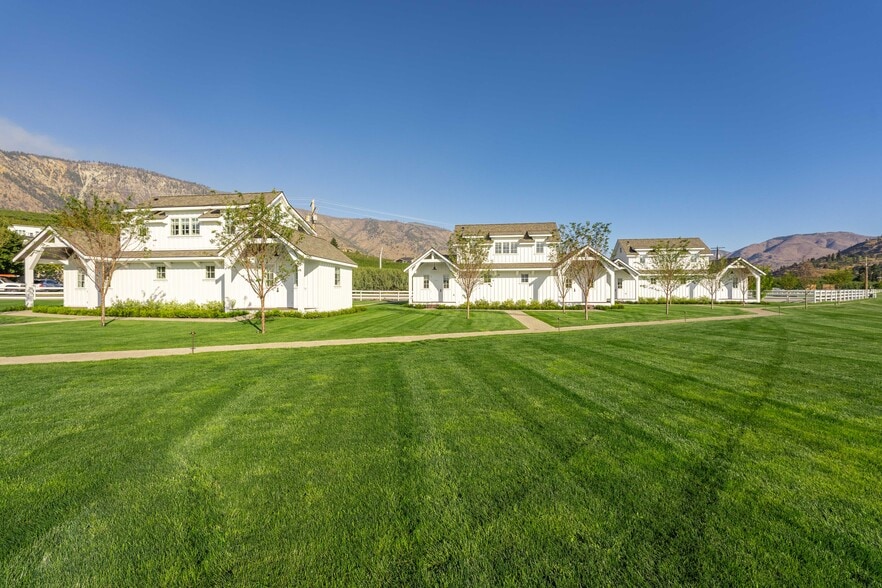 4848 Green Ave, Manson, WA for sale - Building Photo - Image 3 of 20