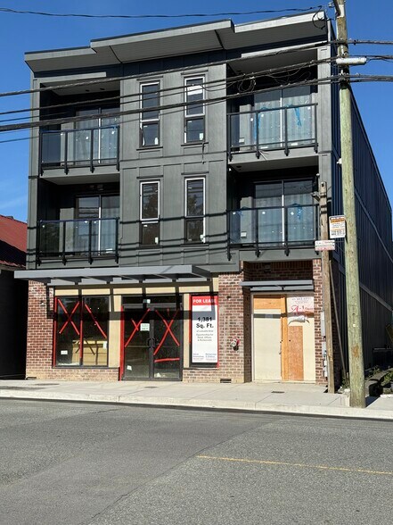 2549 Montvue St, Abbotsford, BC à vendre - Photo principale - Image 1 de 2